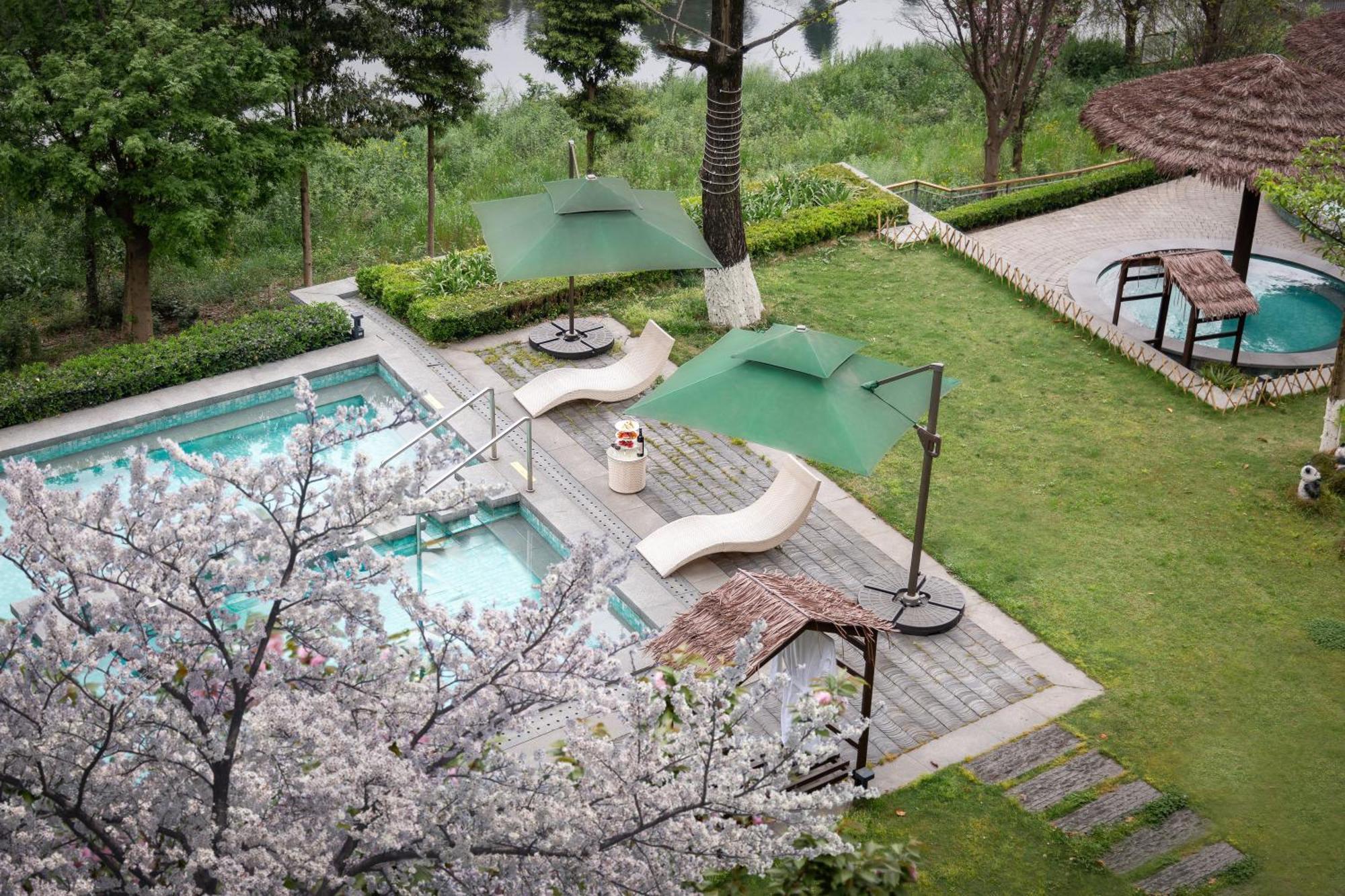 Holiday Inn Express Emei Mountain By Ihg Omejsan Kültér fotó