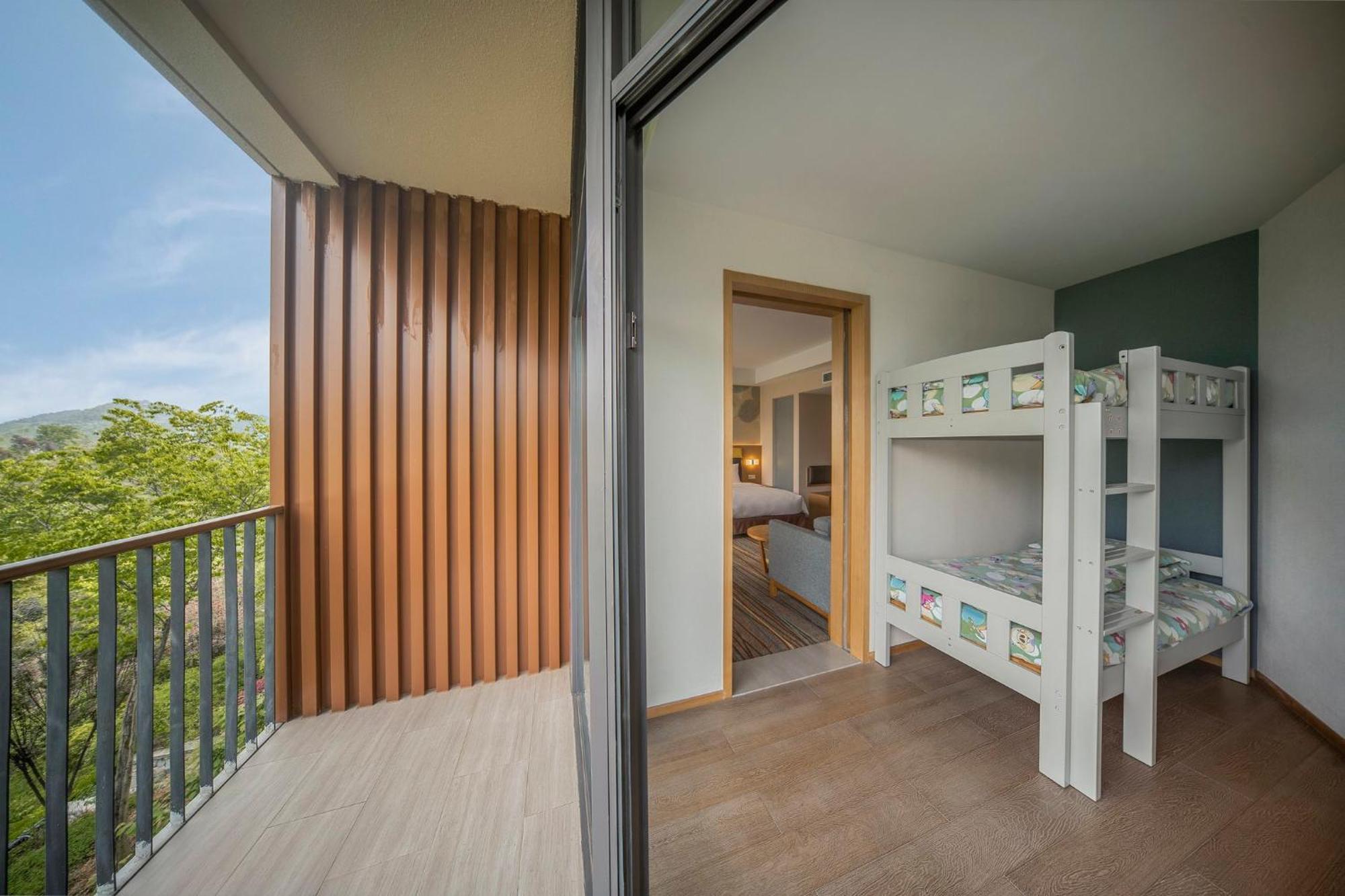 Holiday Inn Express Emei Mountain By Ihg Omejsan Kültér fotó